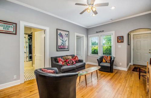 New Buffalo House | Hydrangea House