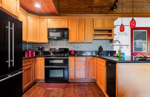 Upper Moonridge House | Hygge Frosk