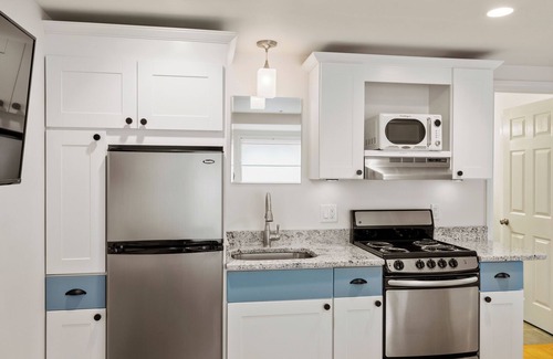 Newburyport Hotel | Hygge House Suites
