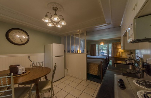 Cape May Court House Hotel | Hyland Motor Inn