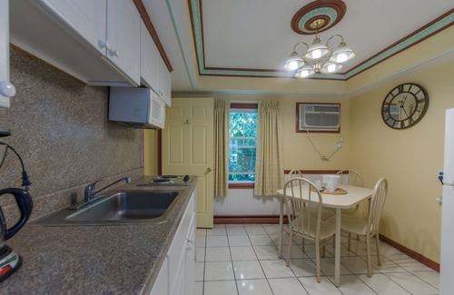 Cape May Court House Hotel | Hyland Motor Inn