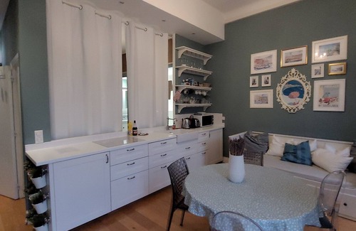 Carre d'Or Apartment | Hyper center, nice vacation apartment, Clim, 29m2