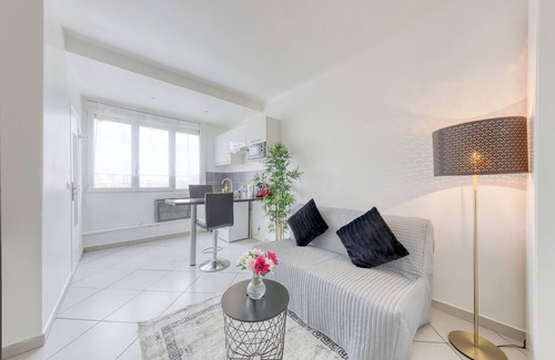 Villejuif Apartment | Hyper Centre Villejuif next to the M7 | Partner Loc