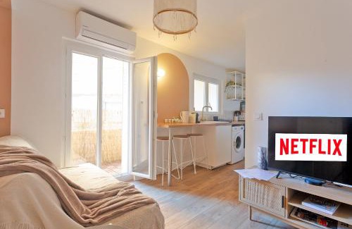 Saint-Victor Apartment | Hypercentre-le petit Marseillais - Clim&Balcon