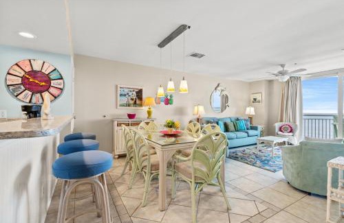North Myrtle Beach House | Hyperion Towers 504 - Oceanfront - Cherry Grove Section