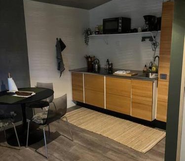 Holbaek Apartment | Hytte-vandudsigt-Hottub-hygge