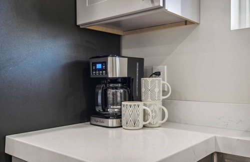 Park City House | I Bedroom in Shared Space in Lovely Heber Home. I person Max