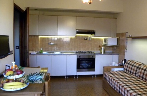 Pietra Ligure Apartment | I Morelli 7 Pax - Two Bedroom Apartment, Sleeps 7
