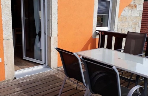Reinhardtsdorf-Schoena House | I "Old School" Comfortable holiday residence