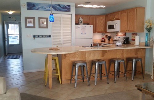 Fort Walton Beach Condo | I.S.107- Charming! Ground Floor Only Steps to the Beach! Beach Service Included!