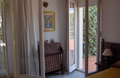 Roses Town Center House | I villa with private pool, large garden, porch, terrace and playground.