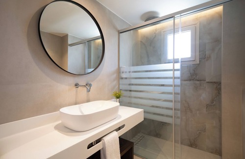 Lavris Hotel | Iberostar Selection Creta Marine