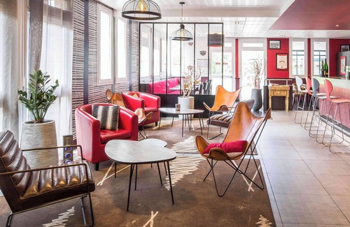 Valbonne Hotel | ibis Antibes Sophia Antipolis