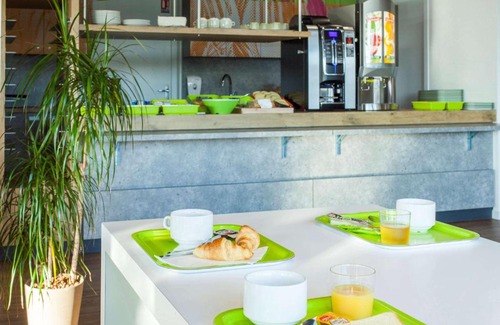 Lormont Hotel | ibis budget Bordeaux Est Lormont