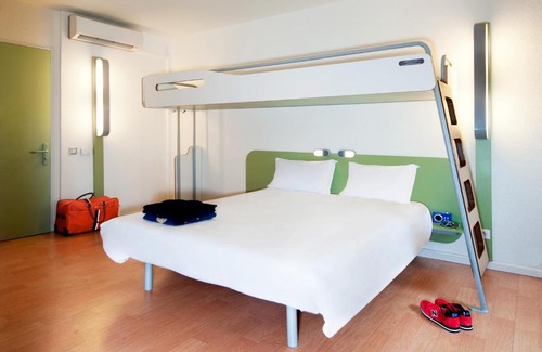 Poitiers Hotel | ibis budget Gare de Poitiers