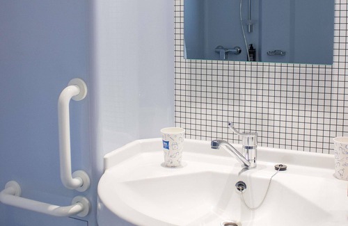 Aimargues Hotel | ibis budget Lunel Porte de Camargue