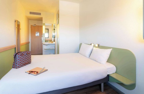 Villa de Vallecas Hotel | Ibis Budget Madrid Vallecas