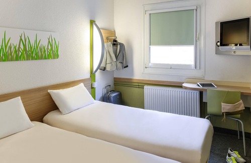 Montauban Hotel | ibis budget Montauban Les Chaumes