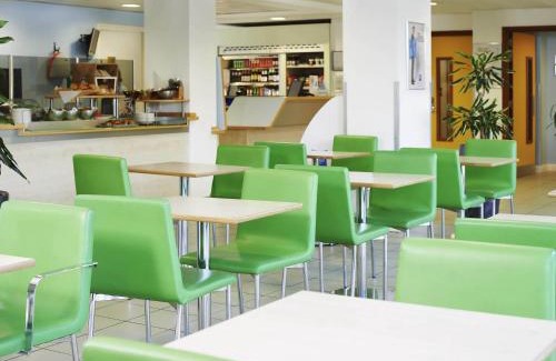 Newport Hotel | ibis budget Newport