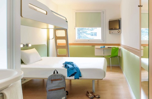 Poitiers Hotel | ibis budget Poitiers Sud