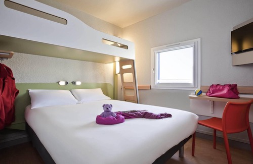 Pontault-Combault Hotel | ibis budget Pontault Combault RN4 Marne la Vallée