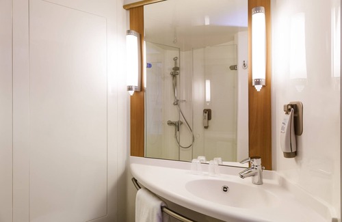 Lancy Hotel | ibis Geneve Petit Lancy
