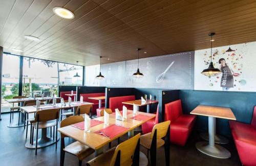 Montevideo Hotel | ibis Montevideo Rambla
