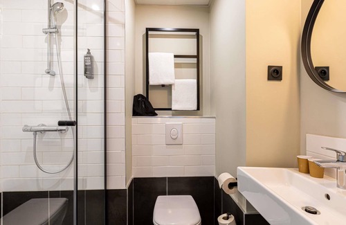 Billancourt–Rives de Seine Hotel | ibis Paris Boulogne Billancourt