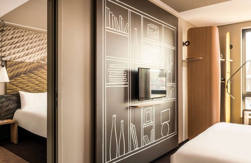 Orly Hotel | ibis Paris Coeur d'Orly Airport