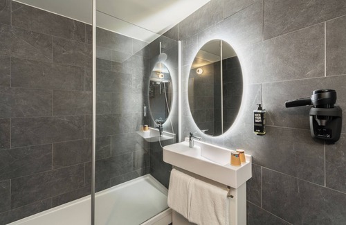 Orly Hotel | ibis Paris Coeur d'Orly Airport