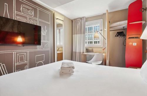 Montrouge Hotel | ibis Paris Porte D'Orleans