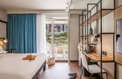 Roquebrune-Cap-Martin Hotel | Ibis Roquebrune Cap Martin Menton