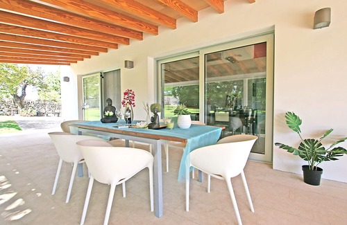 Llubi House | Ibizan style, large pool, modern facilities, garden, central location