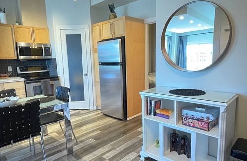 Downtown Edmonton Condo | Ice District 1-bedroom condo with fitness room and AC in Edmonton