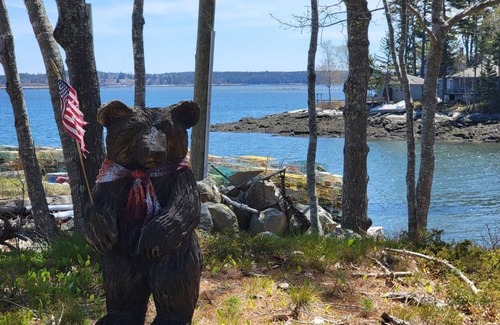 Isle of Springs House | ICE HOUSE | WESTPORT ISLAND | PRIVATE DOCK | FAMILY GETAWAY | GREAT NAVIAGATION