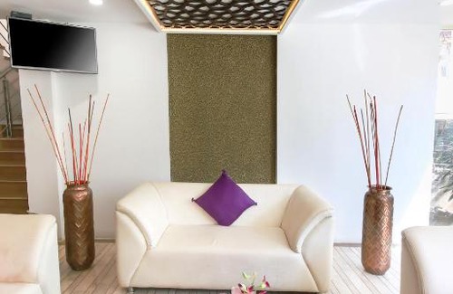 Marathahalli Hotel | Icon Suites by Bhagini