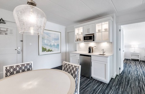 Avalon Hotel | ICONA Windrift