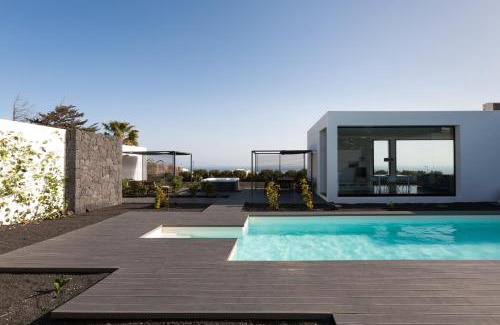Conil Villa | ICONIC VILLA LANZAROTE