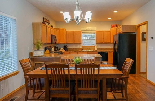 Post Falls House | Idaho Getaway | Cozy Home Near River & Parks
