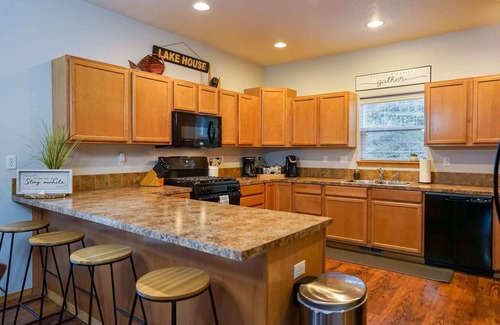 Post Falls House | Idaho Getaway | Cozy Home Near River & Parks