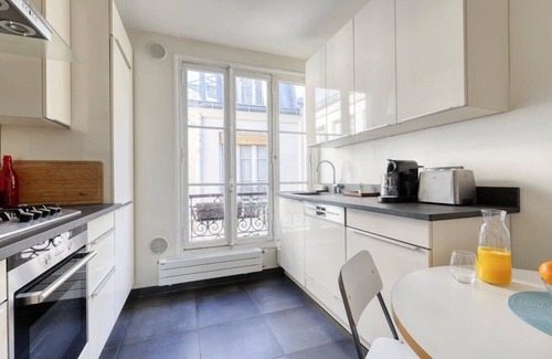 5th Arrondissement Apartment | Ideal 1 Bd Flat with Balcony - Paris 05