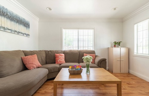 Alhambra House | Ideal Alhambra Home for Family Vacations