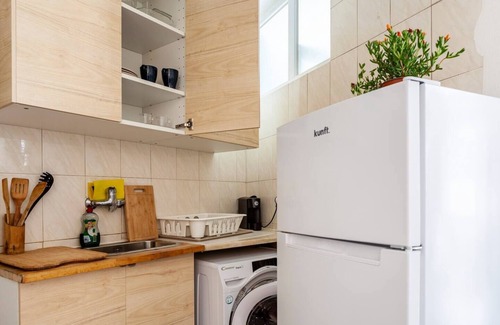 Linda-a-Velha Apartment | Ideal apartment for couple with child close to Belèm