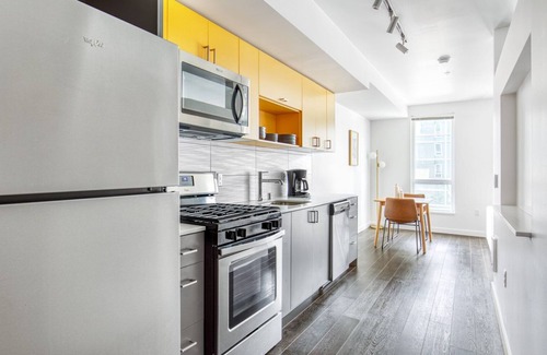 Wilburton Apartment | Ideal Bellevue 1BR w/BBQ, Gym, W/D, near Spring District, by Blueground