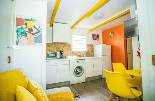 Goyave House | Ideal bungalow for families opposite the communal pool