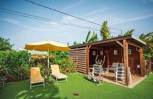 Goyave House | Ideal bungalow for families opposite the communal pool