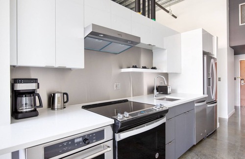 Central Square House | Ideal Central Square Jr 1BR w/W/D & Gym, nr Central T, by Blueground