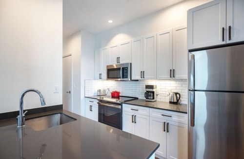 Downtown Boston Apartment | Ideal Downtown 1BR w/W/D, Doorman, near Chinatown T, by Blueground