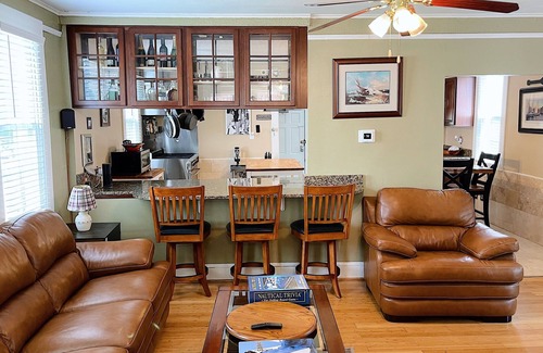 Eastport Apartment | Ideal Eastport/Annapolis Location