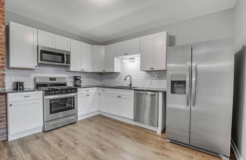 North Buffalo Apartment | Ideal & Exquisite Elmwood Village Victorian